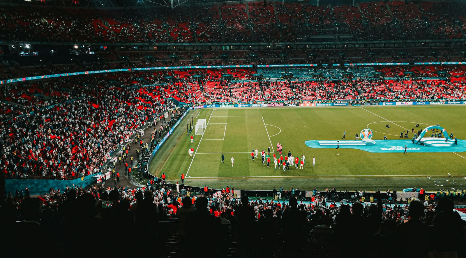 曼联股价跌,至新低,格雷泽家族,Nba即时比分,NBA赛事数据,NBA实时比赛数据,NBA篮球资讯,篮球比赛信息